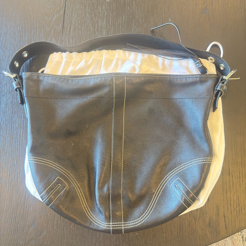 Coach Black Leather Shoulder Bag - 2000s